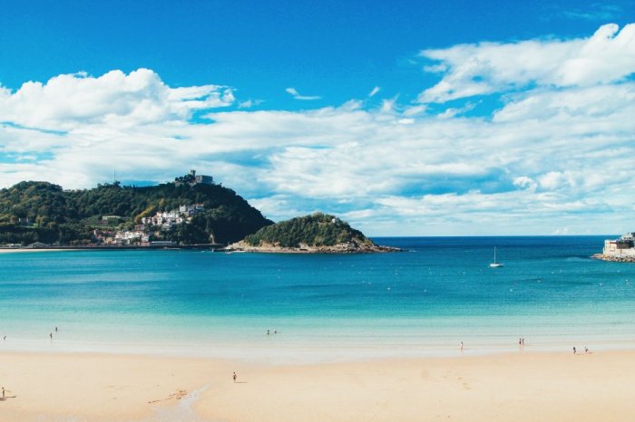 Don't forget to visit the best of the Spanish beaches