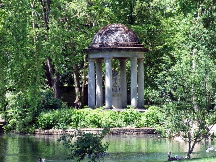 Archibus Botanical Garden, Jardin Botanique de l’Arquebuse