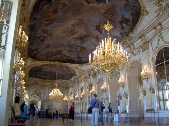 The atmosphere of Schonbrunn Palace