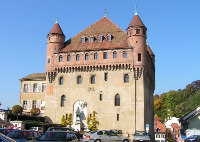 The castle of Sainte-Marie-Château de Saint-Maire