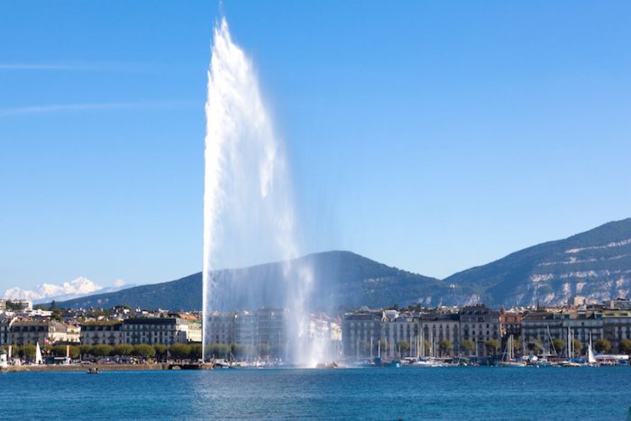     The famous Geneva Fountain