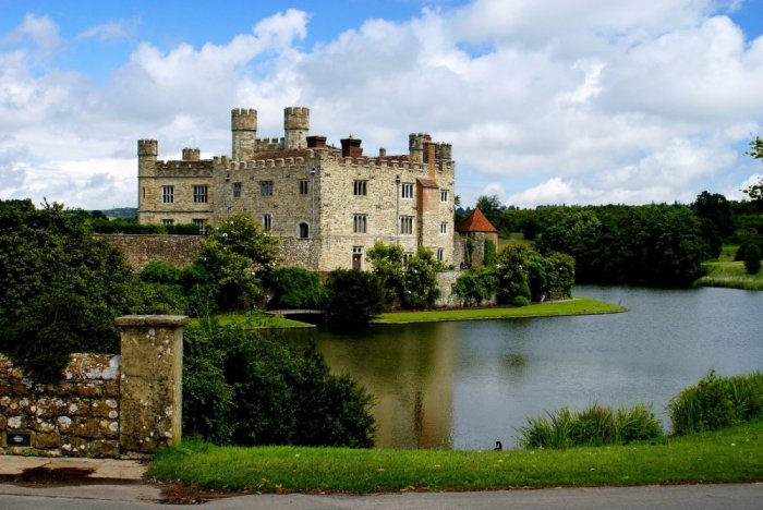 A charming setting in Leeds Castle