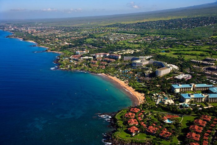     Wailea is a popular coastal region located in southern Maui and famous for its five wonderful beaches
