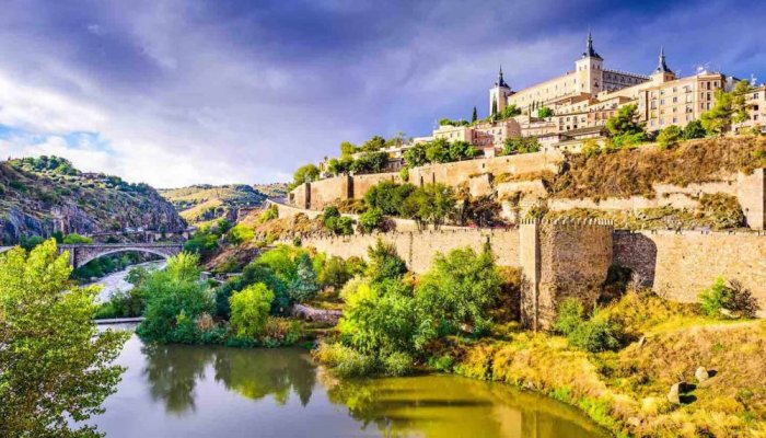 The pleasure of tourism in Toledo