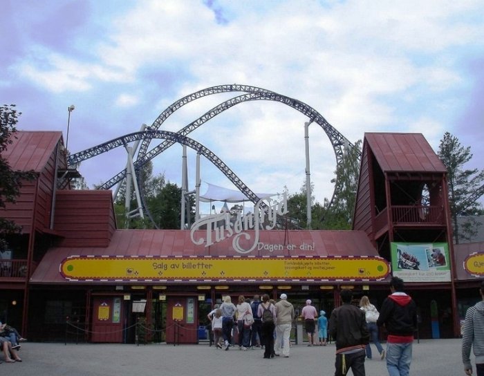 From Tusnfried theme park and theme park