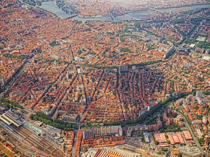 Known as the Pink City, Toulouse is known as the main headquarters for the study of space science in Europe