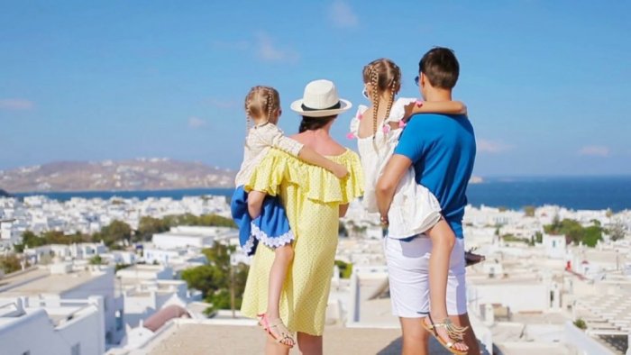 A fun family trip to Greece with children