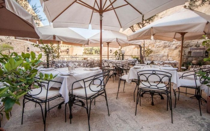 Malta has many options consisting of simple and upscale restaurants