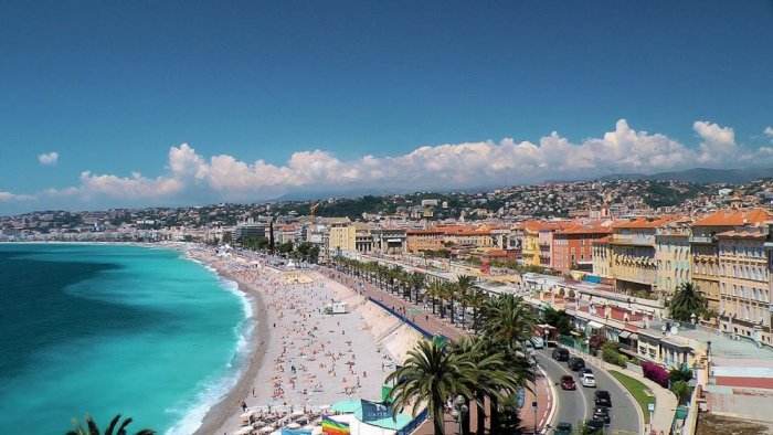     The Promenade des Anglais