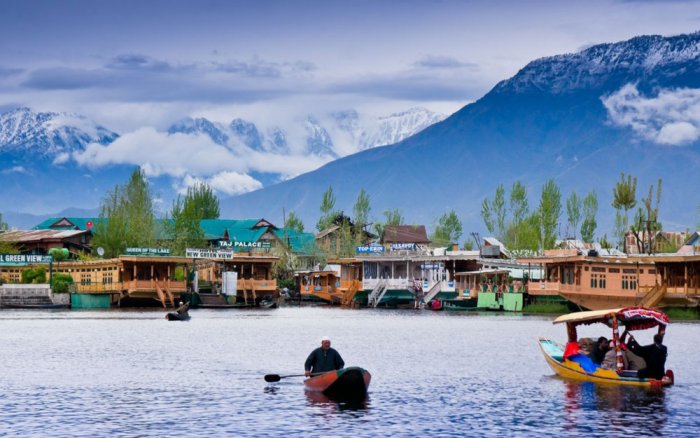     Jammu and Kashmir are described as Paradise on Earth