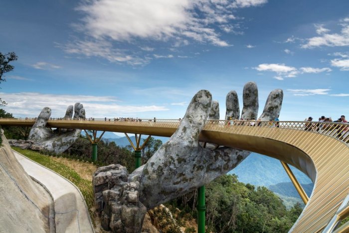 Golden Hands Bridge is a modern bridge that Vietnam proudly presented to the world after it first opened in June 2018