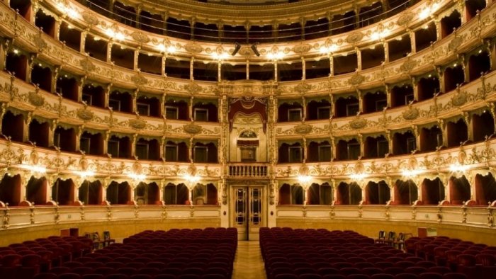     From Real Teatro di San Carlo