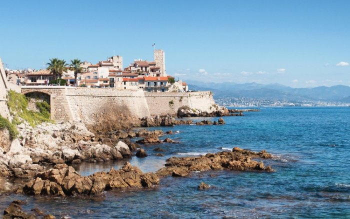 The charm and beauty of Antibes