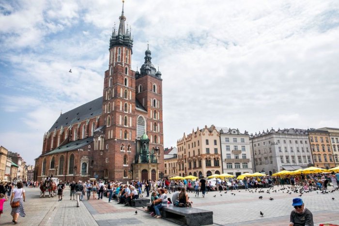     Main square in Krakow Main Square, Kraków
