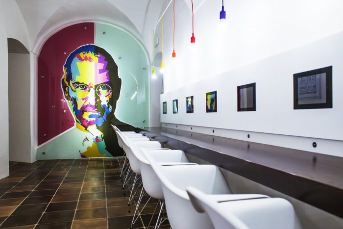 Image of Steve Jobs inside the Apple Museum