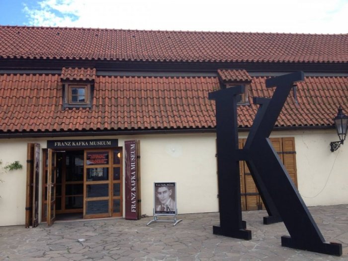 Entrance to the Franz Kafka Museum