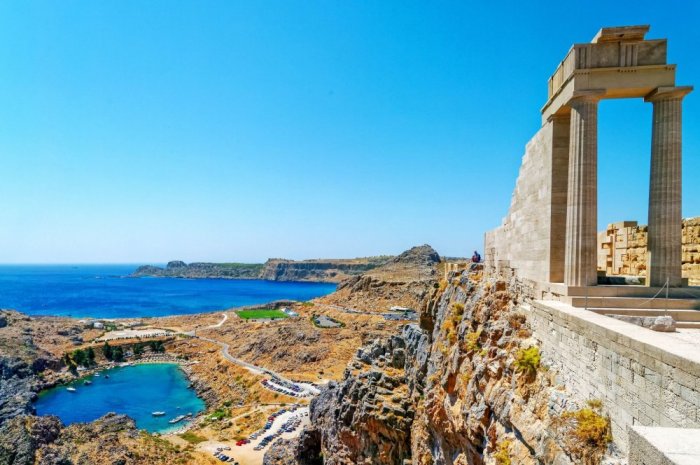     The pleasure of tourism in Rhodes