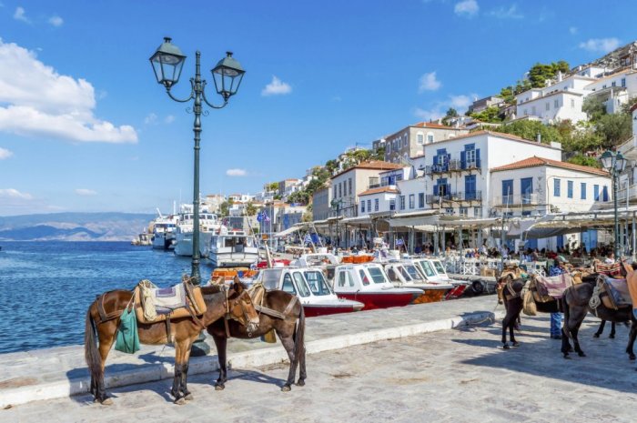 Charming vacation in Hydra