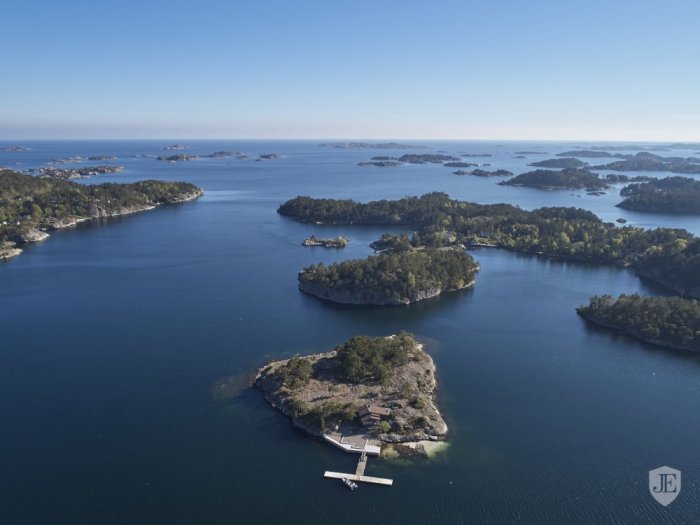 Travel between islands in the wonderful archipelago of southern Norway