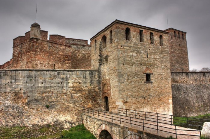     Old Castle Vida 