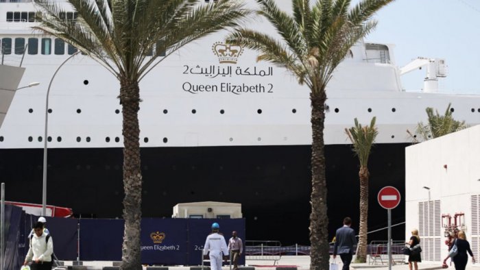 Queen Elizabeth II ship