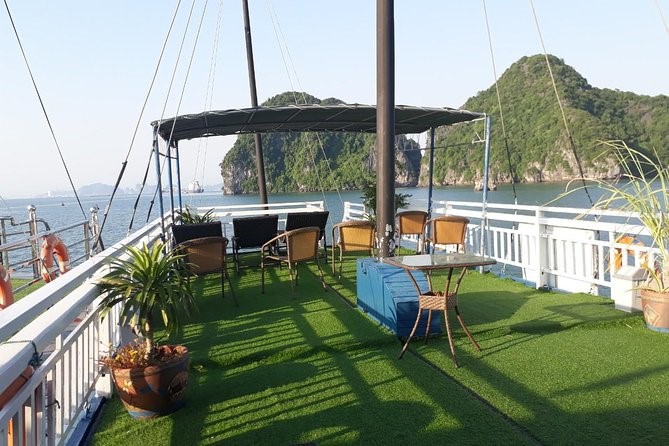 Private Charter Day Cruise in Halong Bay
