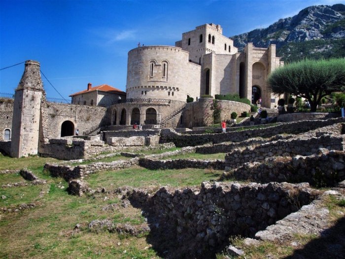 The most beautiful monuments in Albania