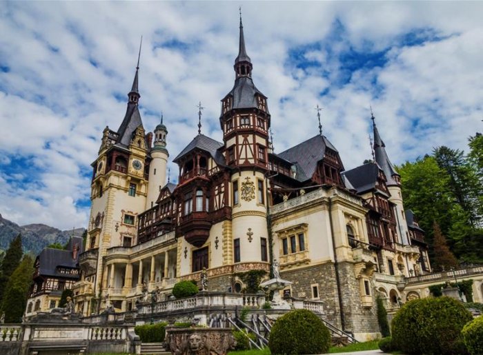 Unique historical attractions in Bucharest