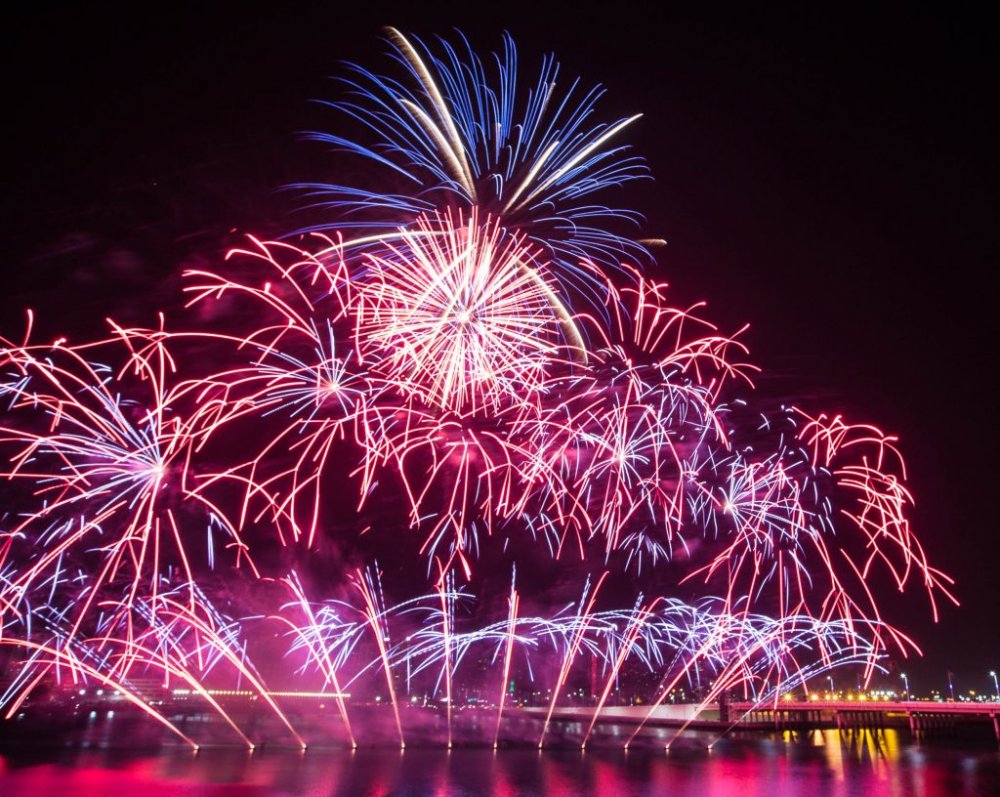 Al Maryah Island shines with fireworks displays