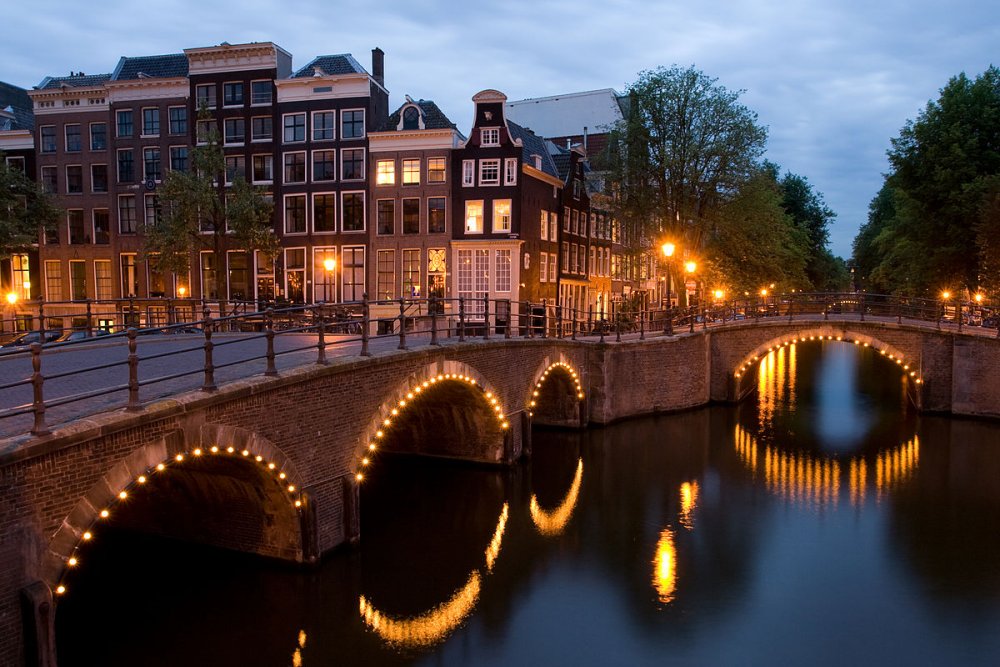     Amsterdam Channels