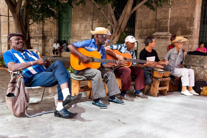 Learn from the locals the picture from Cuba