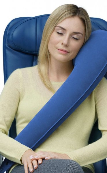 A special pillow that supports the entire upper body
