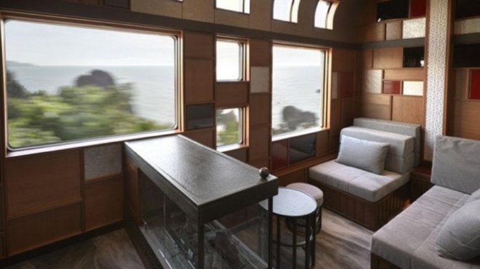 With a capacity of 34 passengers on the luxury train