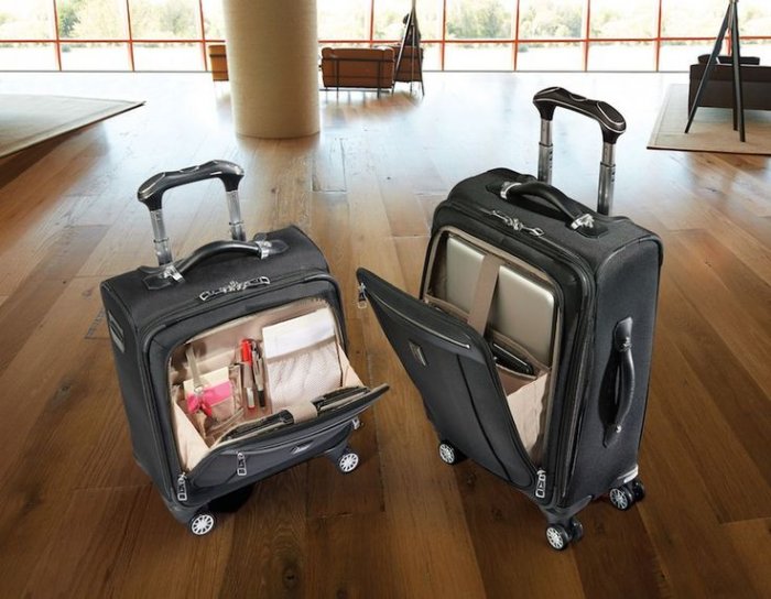 How do you choose the appropriate bags to carry your luggage while traveling?