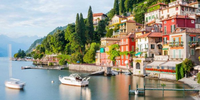     Avoid visiting Lake Como during the peak tourist season, which is from the end of April
