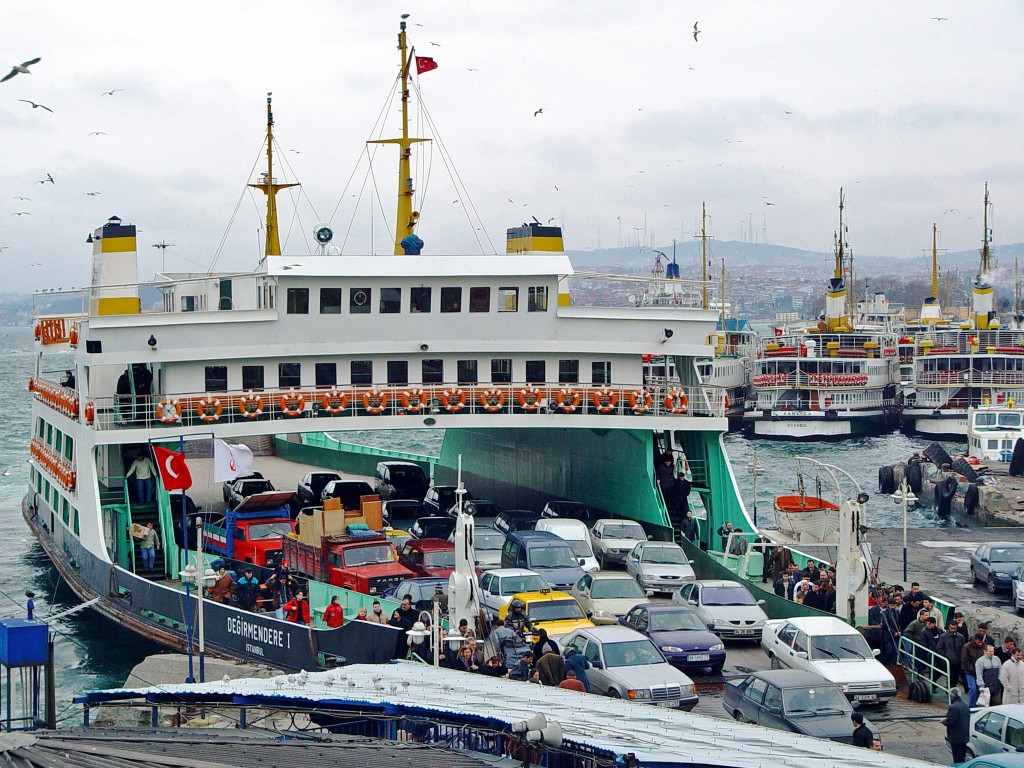 Istanbul has special ferries for transporting cars between Istanbul Asian and European Istanbul where the traveler here can take a break from the trouble of his trip by car.