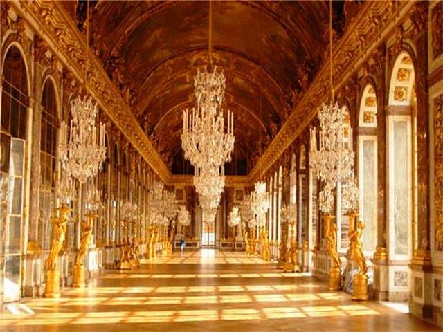 Tour of the Versailles Palace from the inside
