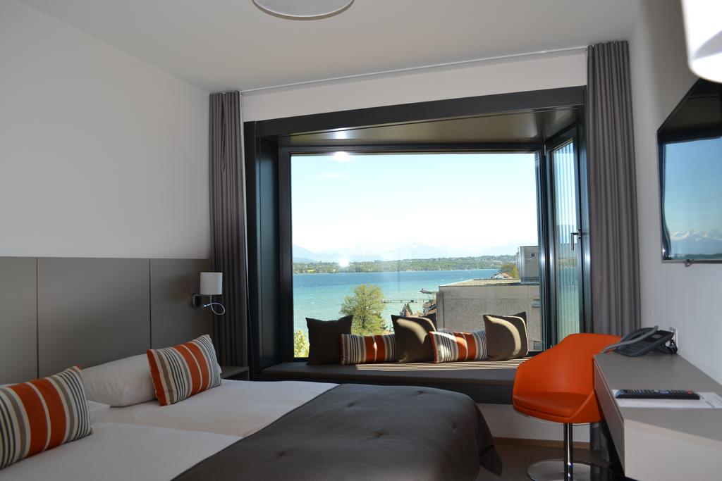 Geneva hotels on the lake