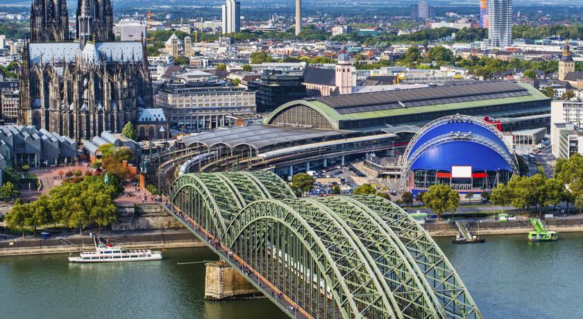 The 8 best recommended hotels in Cologne, Germany 2022