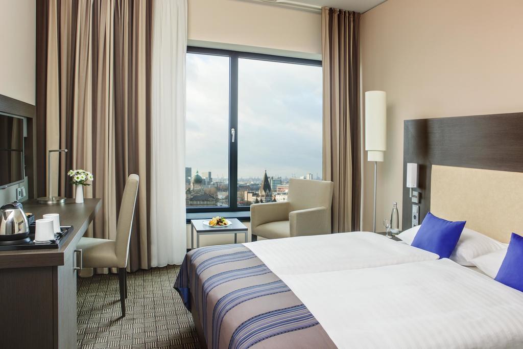1581292513 191 Top 8 recommended hotels in Hamburg Germany 2020 - Top 8 recommended hotels in Hamburg, Germany 2022