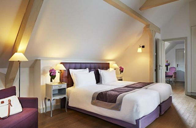 Book hotels in France
