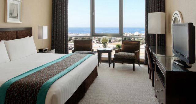 Jeddah's most luxurious hotels by the sea for honeymoon trips