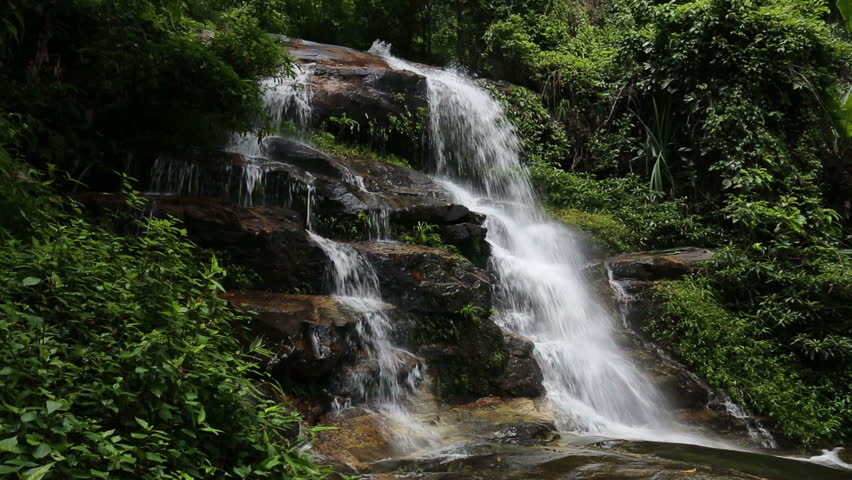 The Munchatan Waterfall of Chiangmai is one of the most important tourist places in Chiangmai