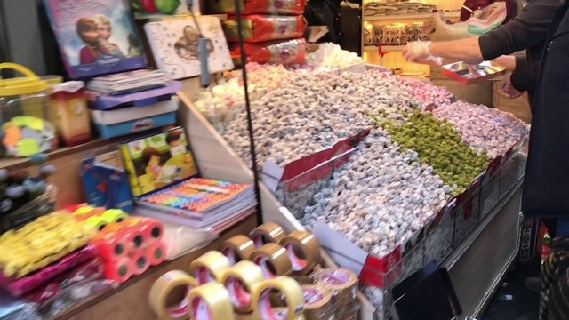 Istanbul's popular markets
