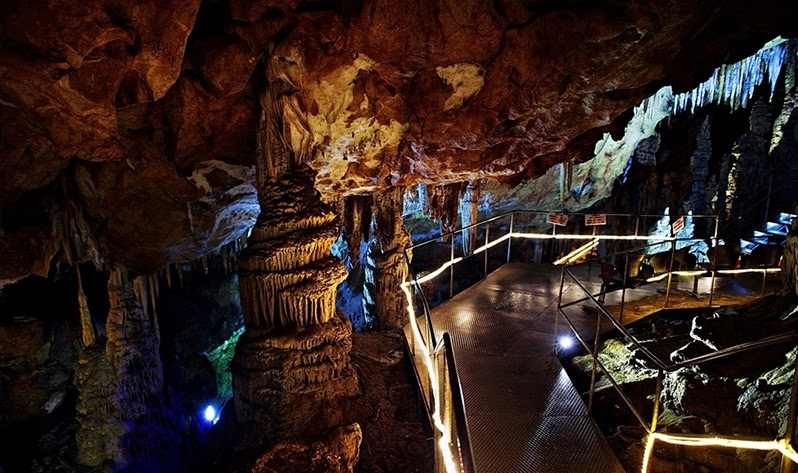 Oylat Cave is one of the most important features of the Turkish city of Bursa
