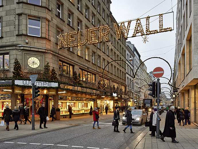 The Neuer Val Hamburg Street is one of the most important shopping streets in Hamburg, Germany