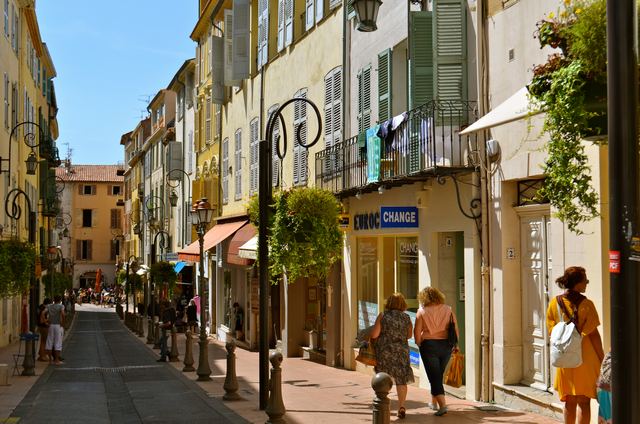 The ancient city of Cannes is one of the most important tourist regions in Cannes
