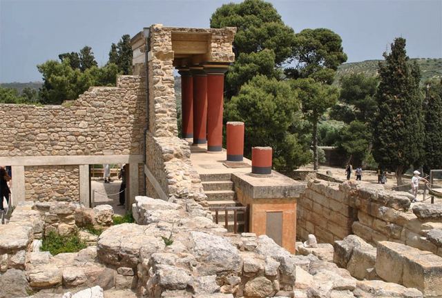 Tourist places in Crete