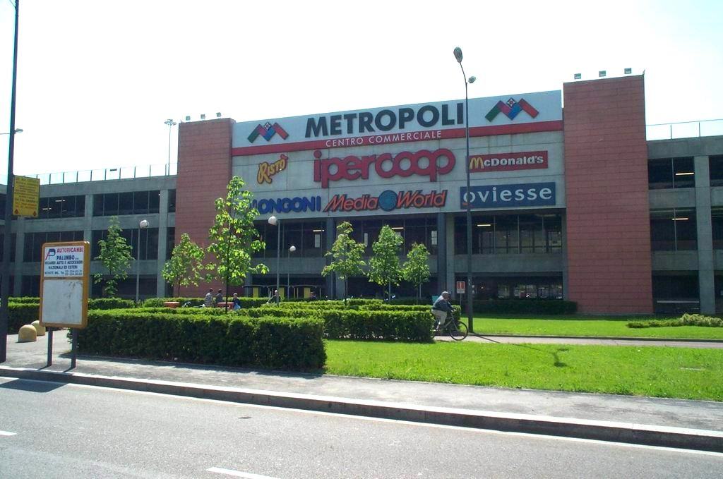 Metropole shopping center, one of the most important malls in Milan, Italy