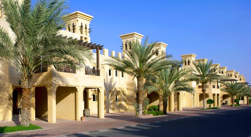 Al Hamra Village & Residence This elegant hotel is located a few steps from Ras Al Khaimah Beach and is considered one of the most important 4-star hotels in Ras Al Khaimah